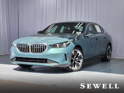 Green Metallic 2026 BMW 540 i xDrive