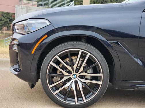 2021 BMW X6 xDrive40i