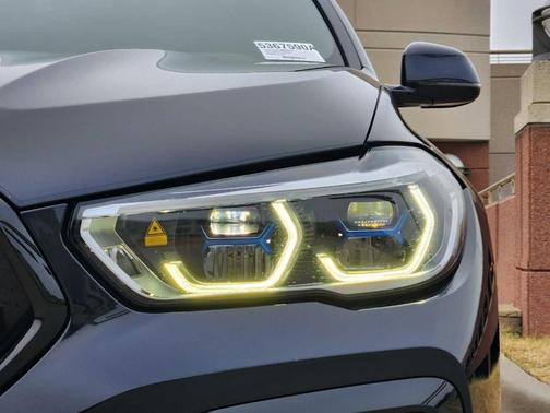 2021 BMW X6 xDrive40i