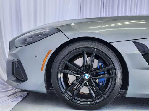 2023 BMW Z4 M40i