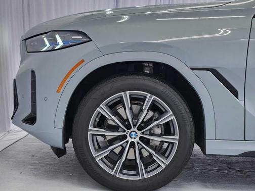 2026 BMW X6 xDrive40i