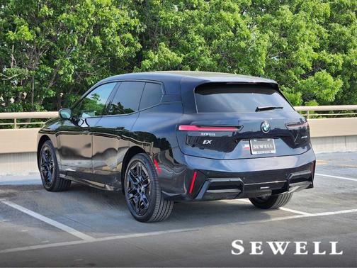 2026 BMW iX xDrive60