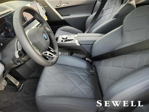 2026 BMW iX xDrive60