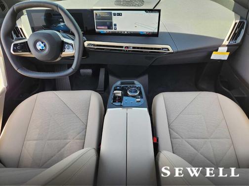 2026 BMW iX xDrive45