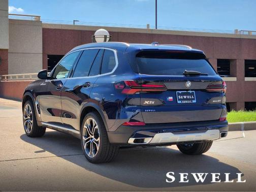 Tanzanite Blue II Metallic 2026 BMW X5 xDrive40i