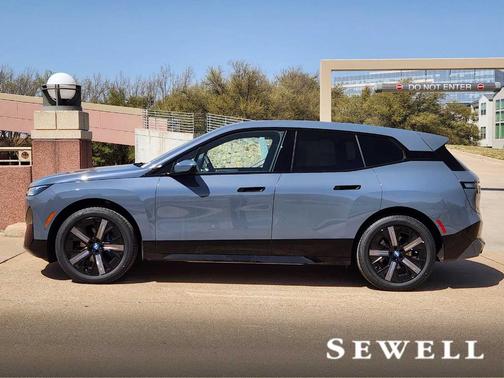 2025 BMW iX xDrive50