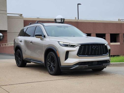 2023 INFINITI QX60 SENSORY