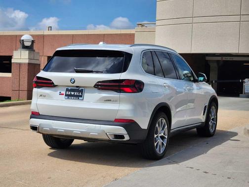 2025 BMW X5 xDrive40i