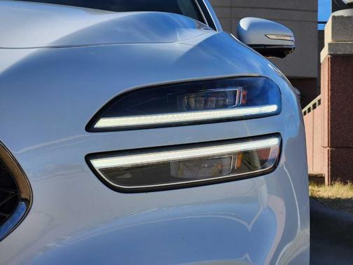 2023 Genesis G70 3.3T