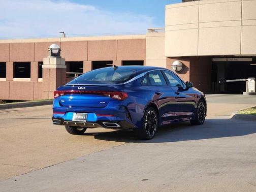 2022 Kia K5 GT-Line