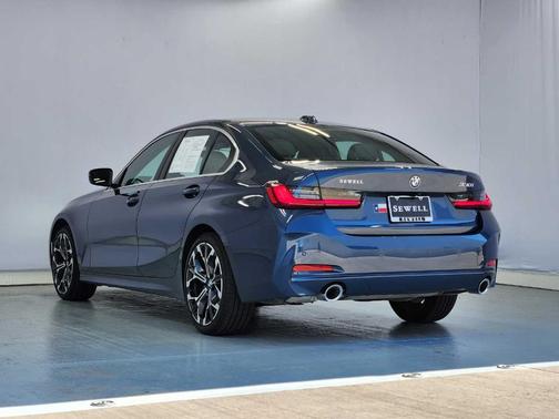 Arctic Race Blue Metallic 2025 BMW 330 i