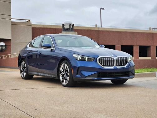 Phytonic Blue Metallic 2024 BMW 530 i