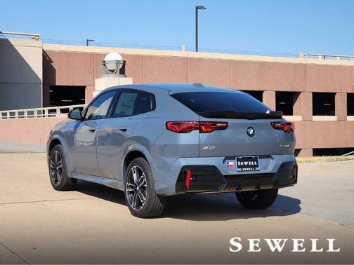 2025 BMW X2 xDrive28i