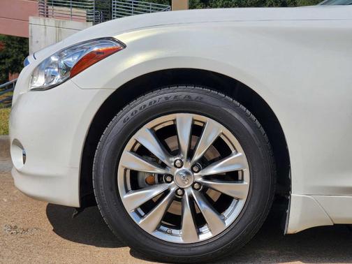 2013 INFINITI M37 Base