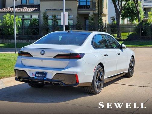 2025 BMW i7 eDrive50