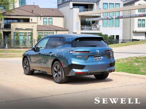 2025 BMW iX xDrive50