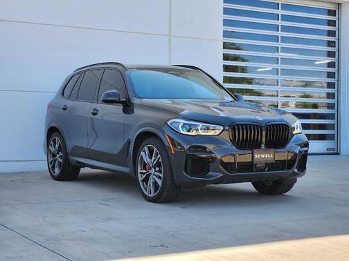 2023 BMW X5 M50i
