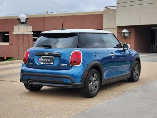 2024 MINI Hardtop Cooper