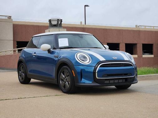 2024 MINI Hardtop Cooper