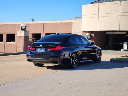 2023 BMW M550 i xDrive