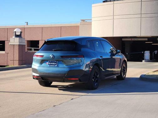 2023 BMW iX xDrive50