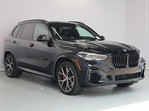 Black Sapphire Metallic 2022 BMW X5 sDrive40i