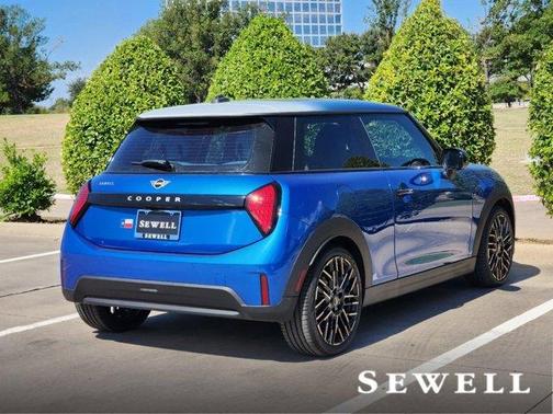 2025 MINI Hardtop Cooper