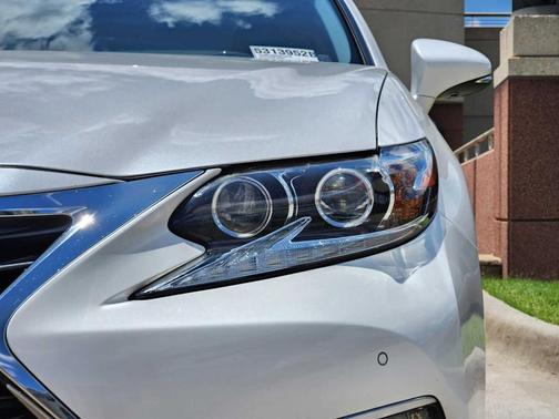 2016 Lexus ES 350 Base