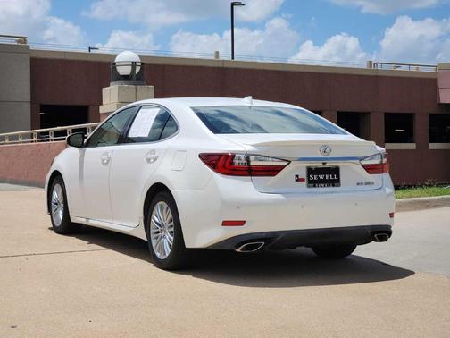 2016 Lexus ES 350 Base