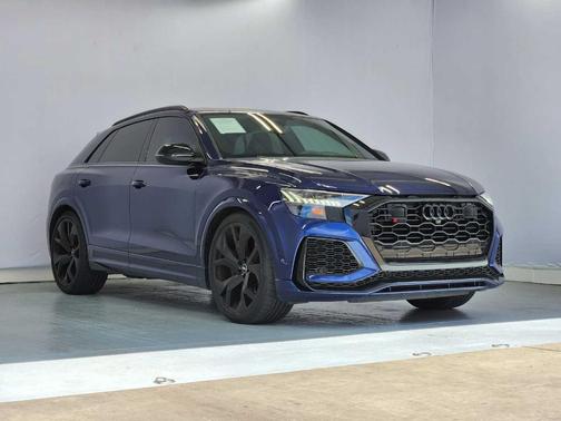 Navarra Blue Metallic 2022 Audi RS Q8 4.0T quattro