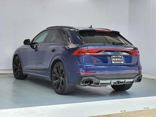 Navarra Blue Metallic 2022 Audi RS Q8 4.0T quattro