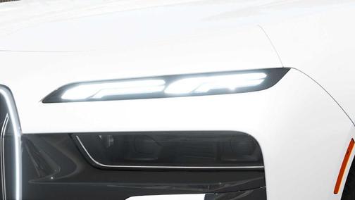 2026 BMW 740 i