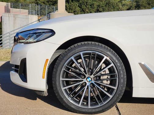 2023 BMW 540 i