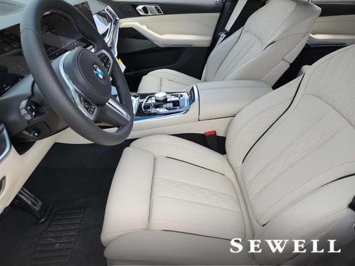 2026 BMW X7 M60i
