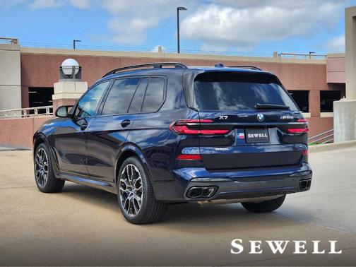 2026 BMW X7 M60i