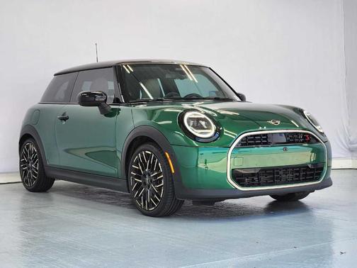 British Racing Green IV Metallic 2025 MINI Hardtop S