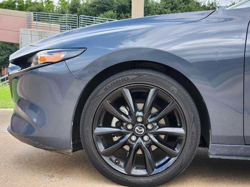 2022 Mazda Mazda3 Carbon Edition