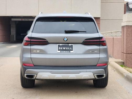 2025 BMW X5 xDrive40i