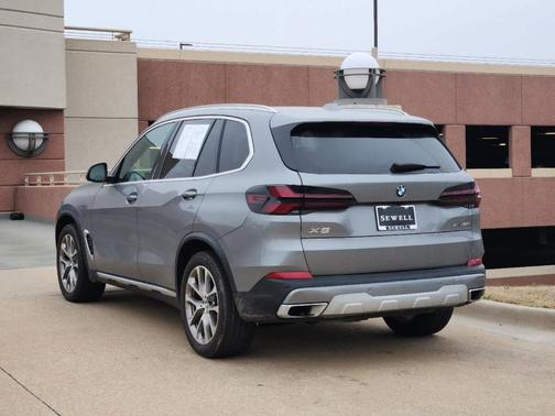 2025 BMW X5 xDrive40i