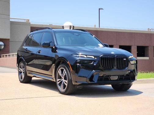 2024 BMW X7 M60i