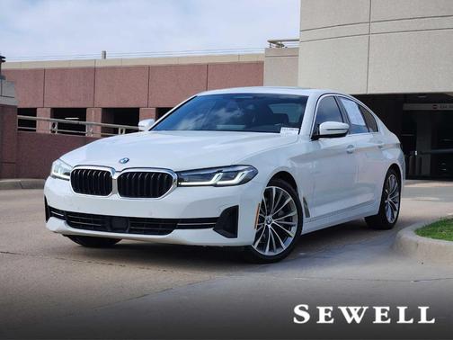 Alpine White 2022 BMW 530 i xDrive