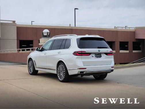 2026 BMW X7 xDrive40i