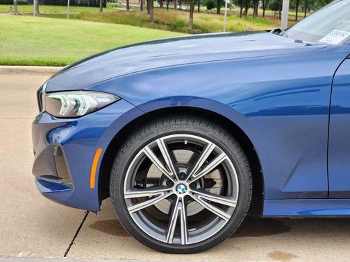 2023 BMW 330 i xDrive
