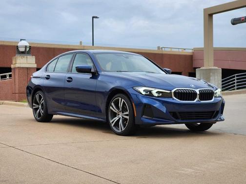 2023 BMW 330 i xDrive