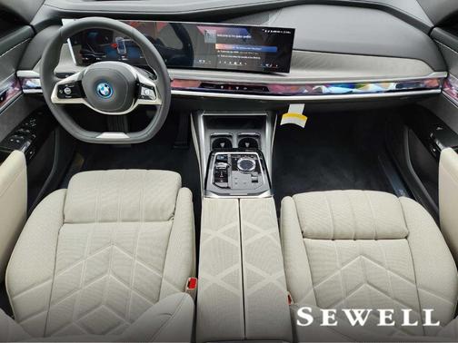 2025 BMW i7 eDrive50
