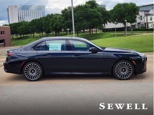 2025 BMW 760 760i xDrive