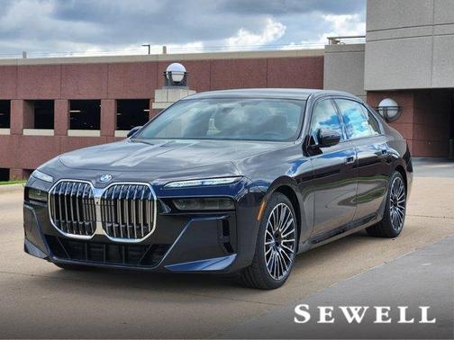 2025 BMW 760 760i xDrive