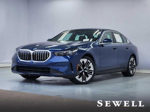 Phytonic Blue Metallic 2026 BMW 540 i xDrive
