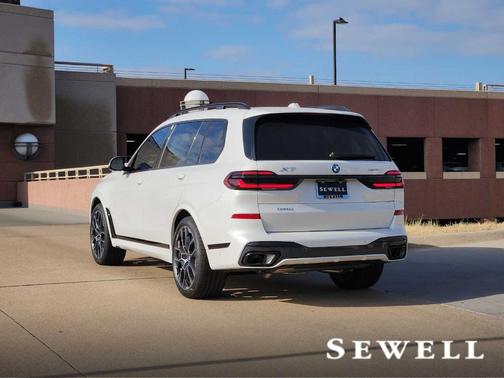 2026 BMW X7 xDrive40i
