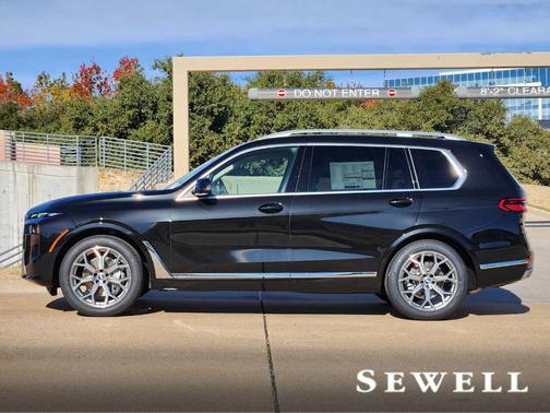 2026 BMW X7 xDrive40i